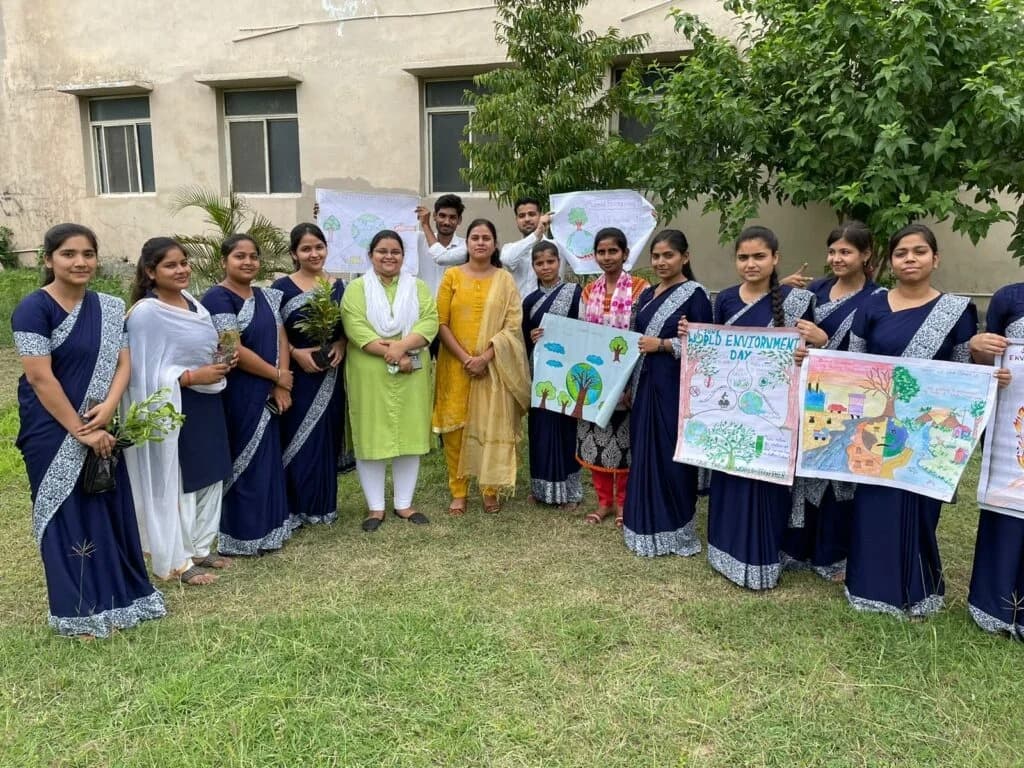 Renu Mahesh Seva Sansthan Hardoi Activities photo 17